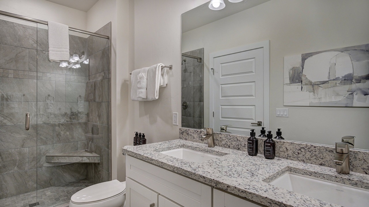 Photo of Bathroom in Lakeside Village