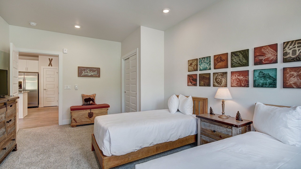 Photo of Bedroom in Lakeside Village