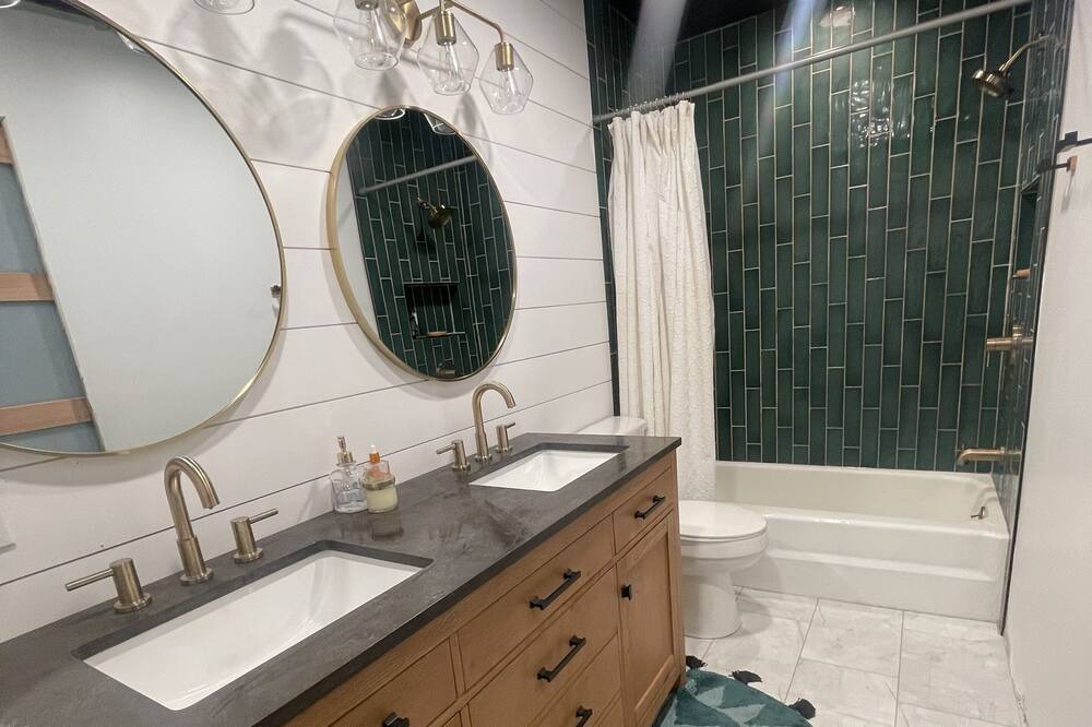Photo of Bathroom in Spring City