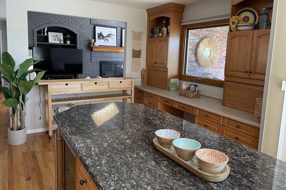 Photo of Kitchen in North Central Westminster