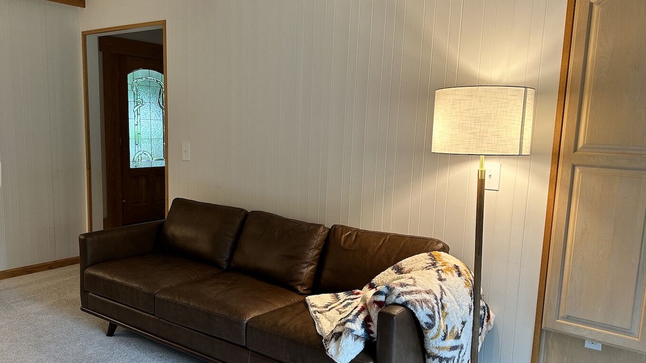 Photo of Livingroom in Kalamazoo