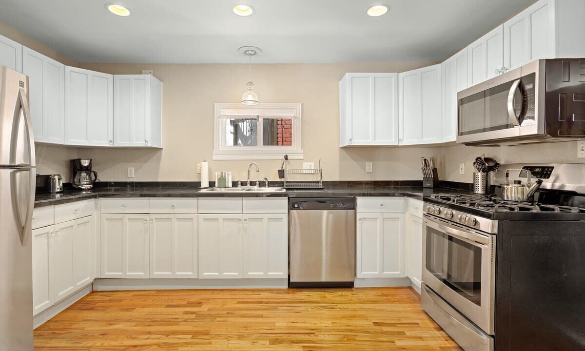 Photo of Kitchen in Cole