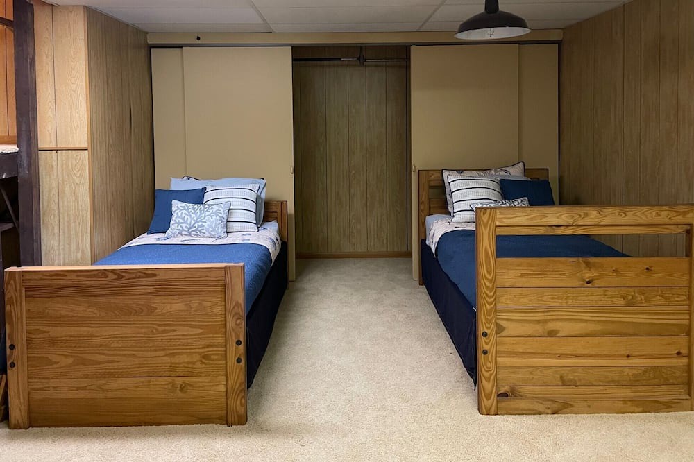 Photo of Bedroom in Williams Bay