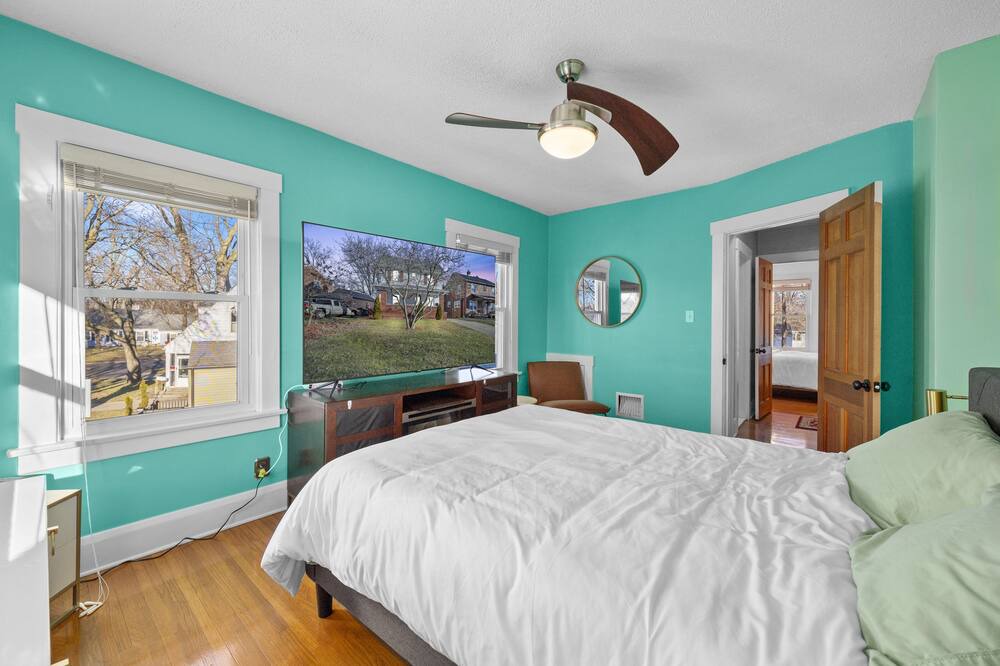 Photo of Bedroom in Toledo