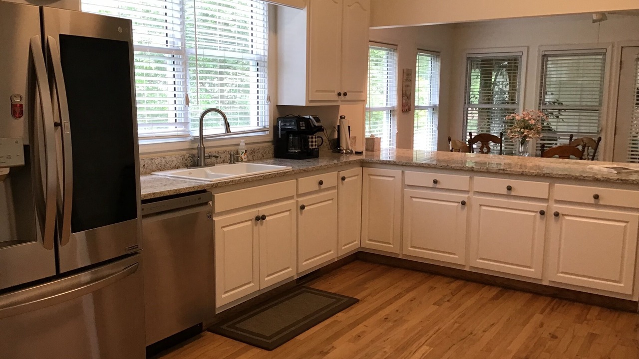 Photo of Kitchen in Toccoa