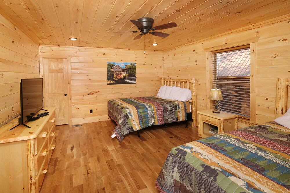 Photo of Others in White Oak Lodge