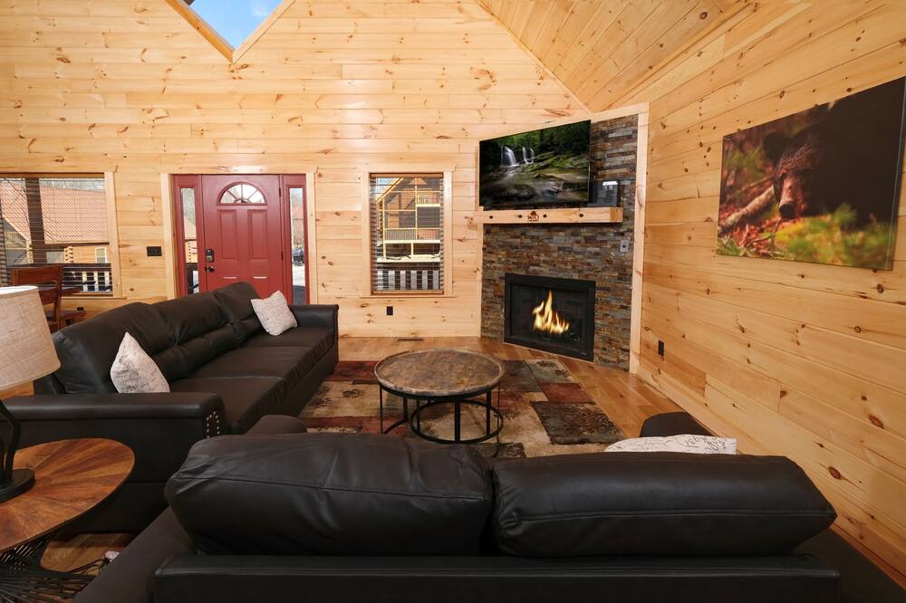 Photo of Others in White Oak Lodge