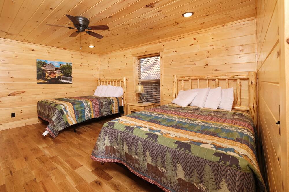 Photo of Others in White Oak Lodge