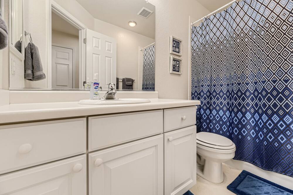 Photo of Bathroom in Parker