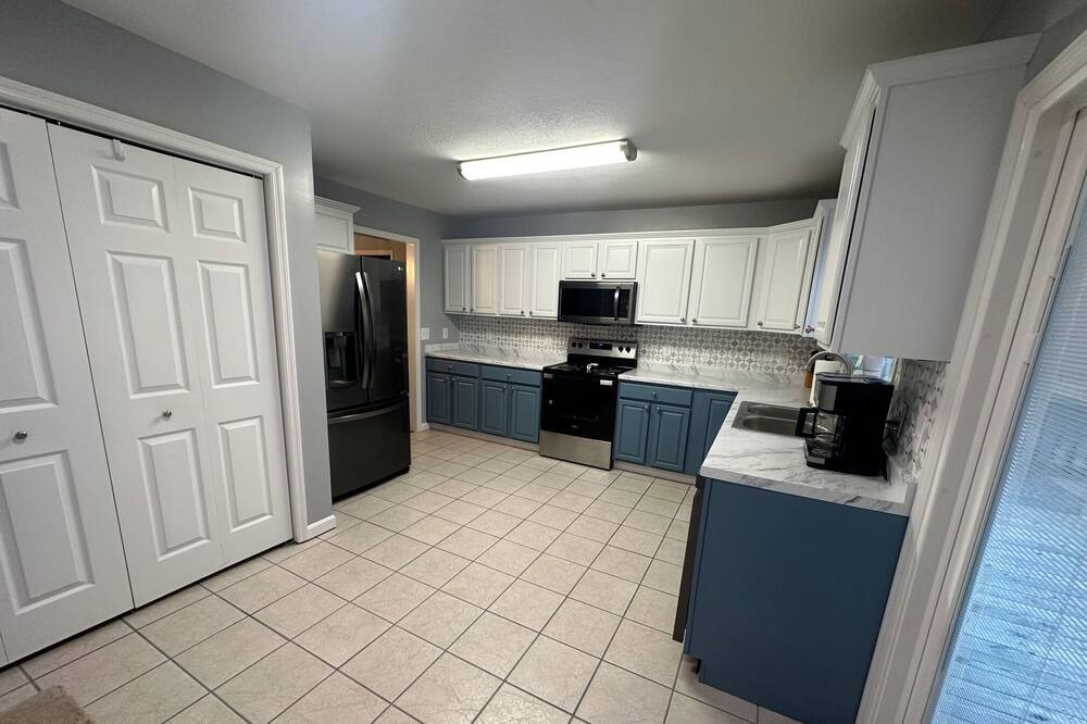 Photo of Kitchen in Athens - Sweetwater