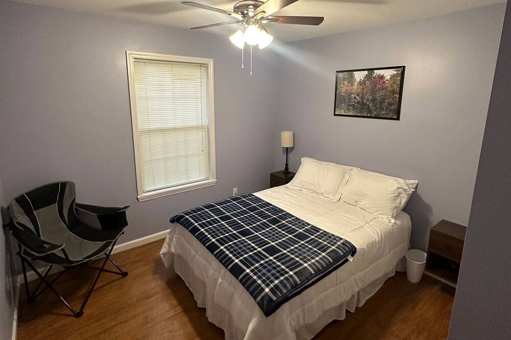 Photo of Bedroom in Athens - Sweetwater