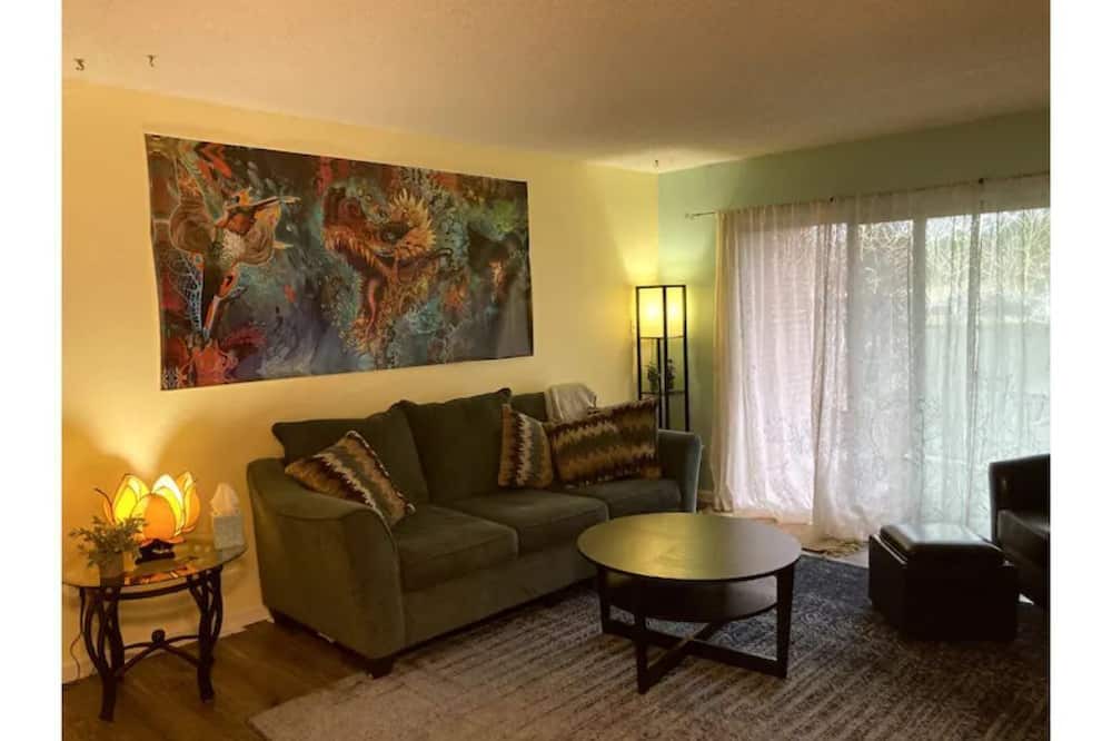 Photo of Livingroom in Gunbarrel