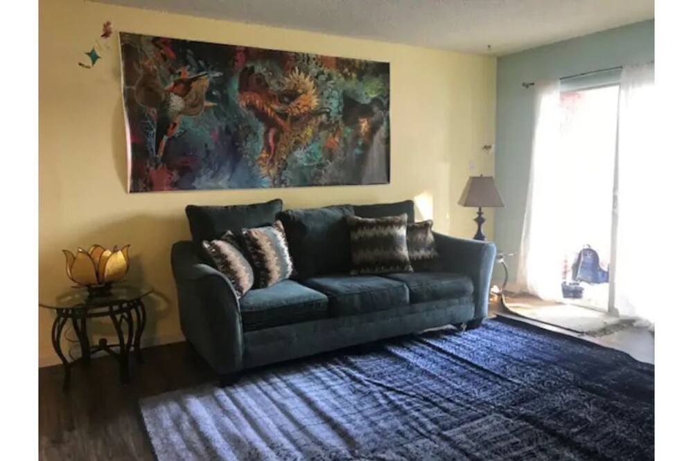 Photo of Livingroom in Gunbarrel