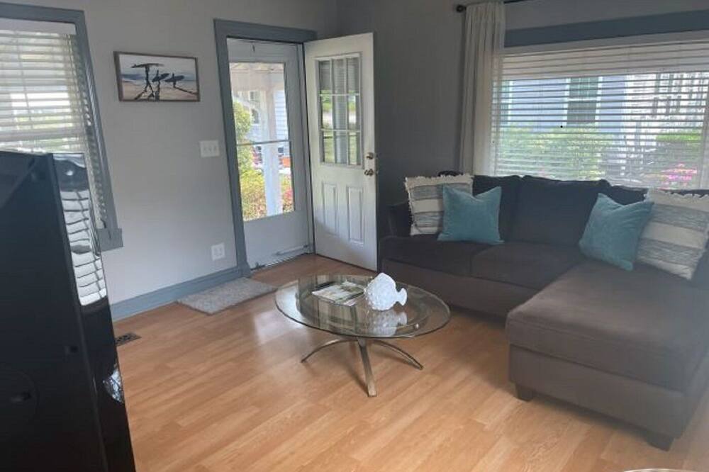 Photo of Livingroom in Golden Mile