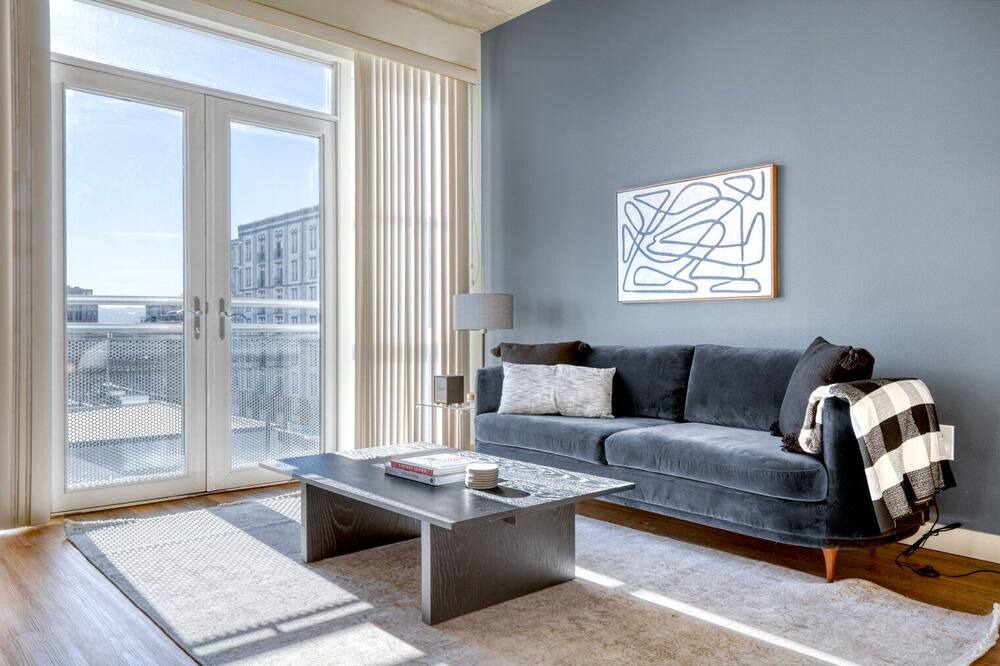 Photo of Livingroom in Ballpark