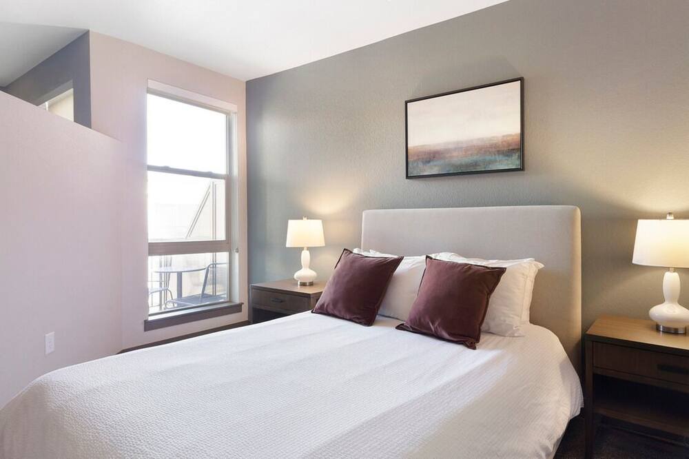Photo of Bedroom in Capitol Hill