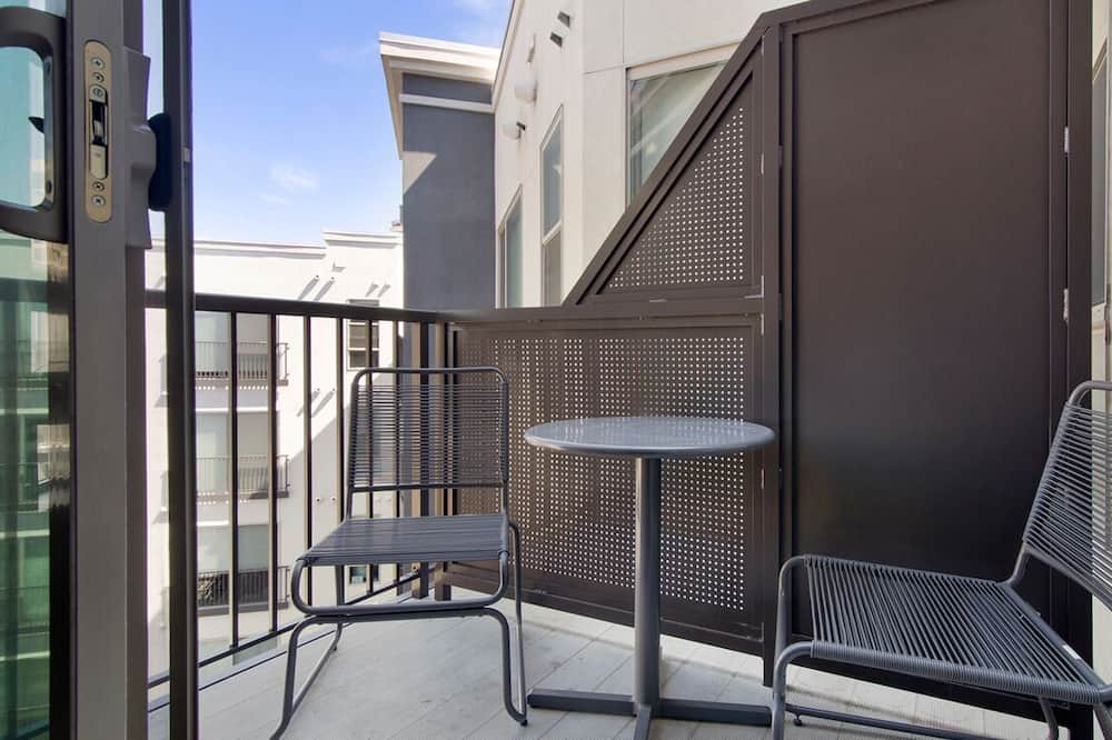 Photo of Outdoor in Capitol Hill