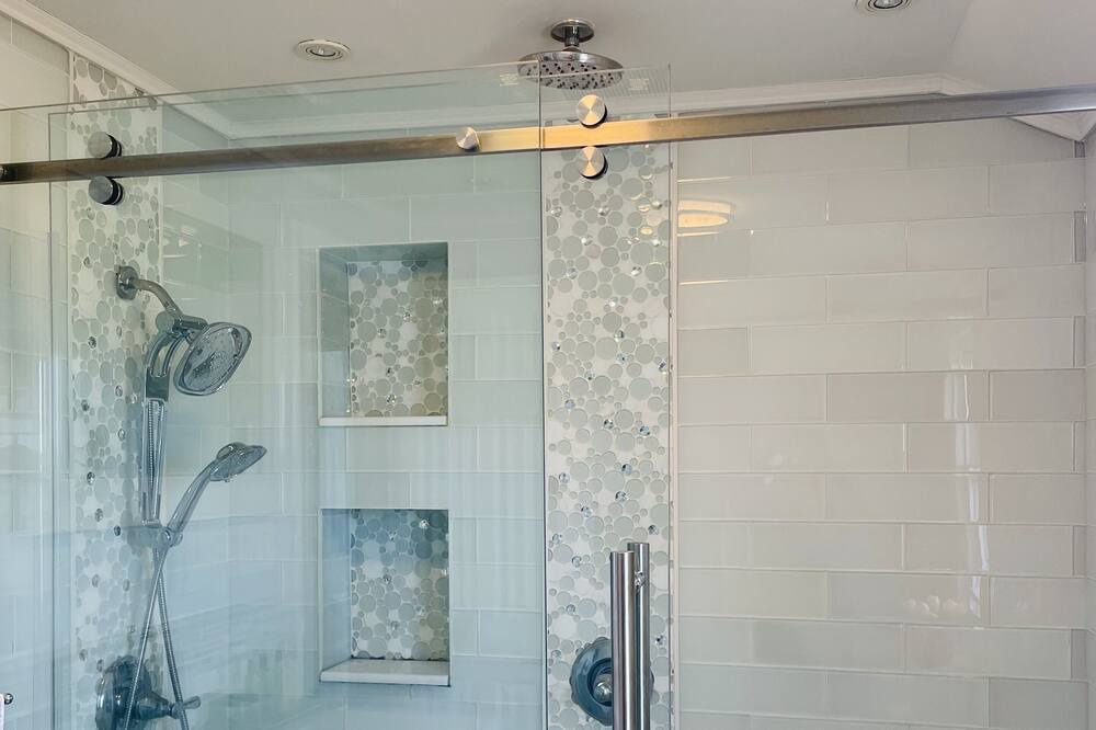 Photo of Bathroom in Freeport