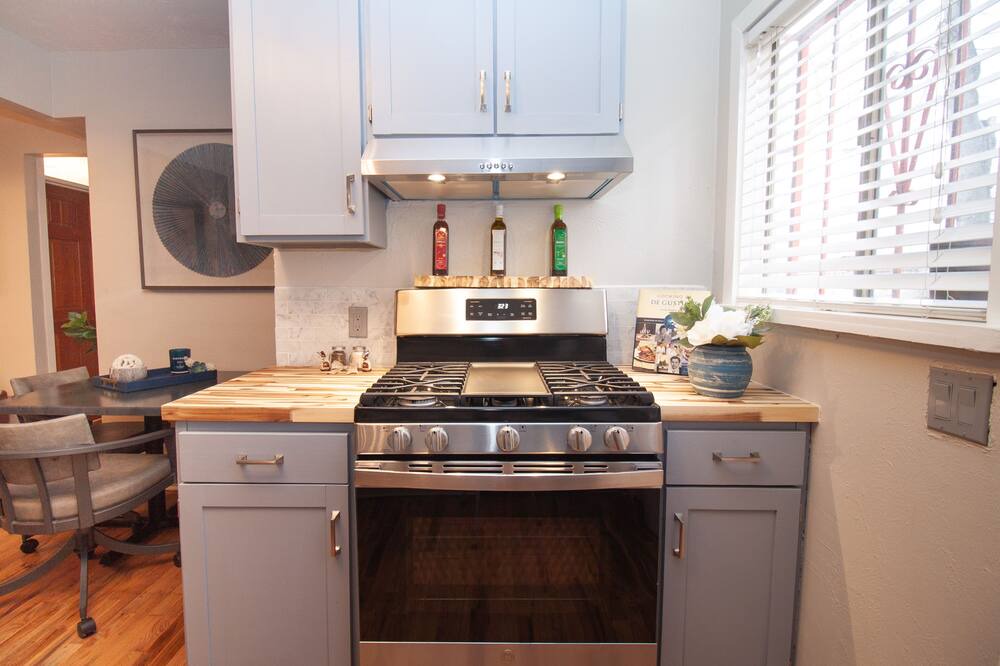 Photo of Kitchen in Raynolds Addition