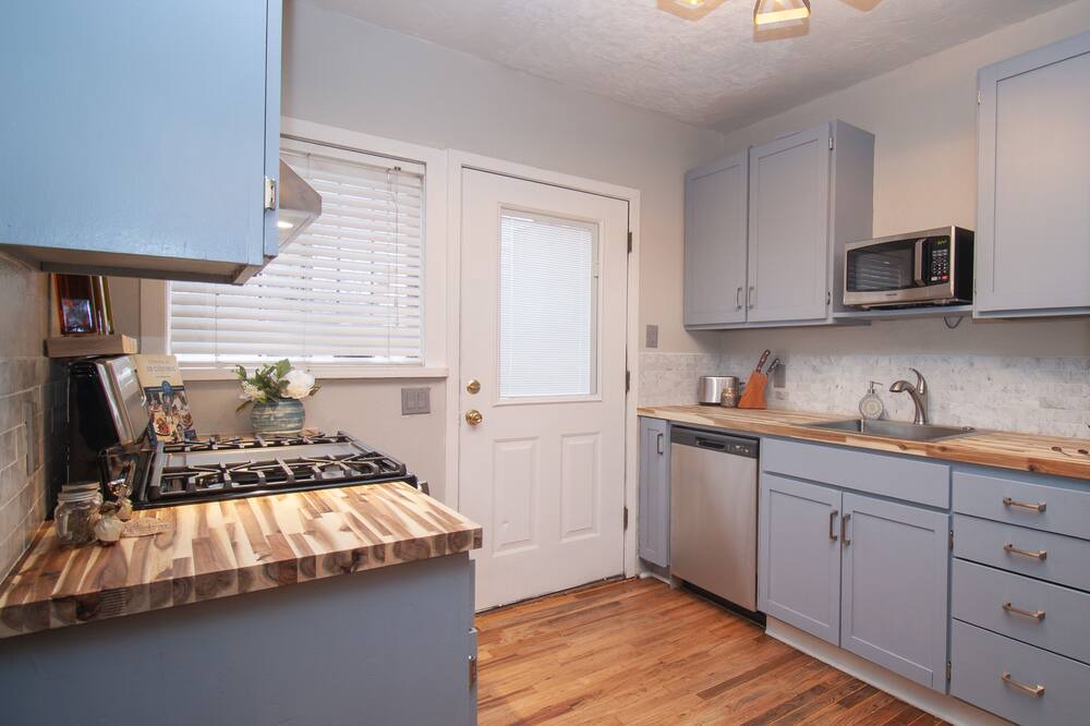 Photo of Kitchen in Raynolds Addition