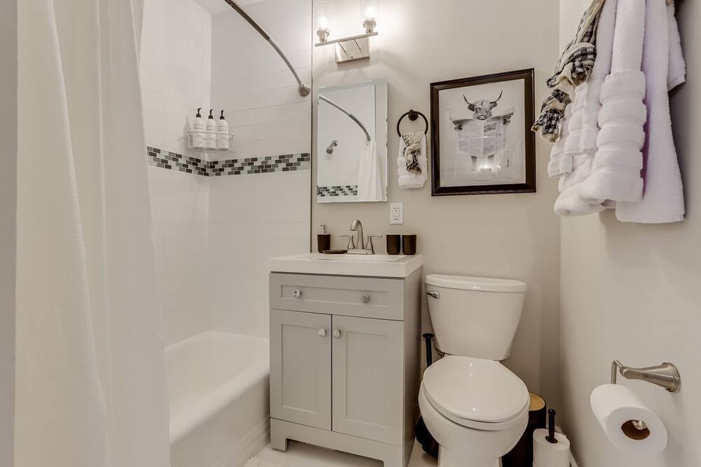Photo of Bathroom in Alta Vista Area