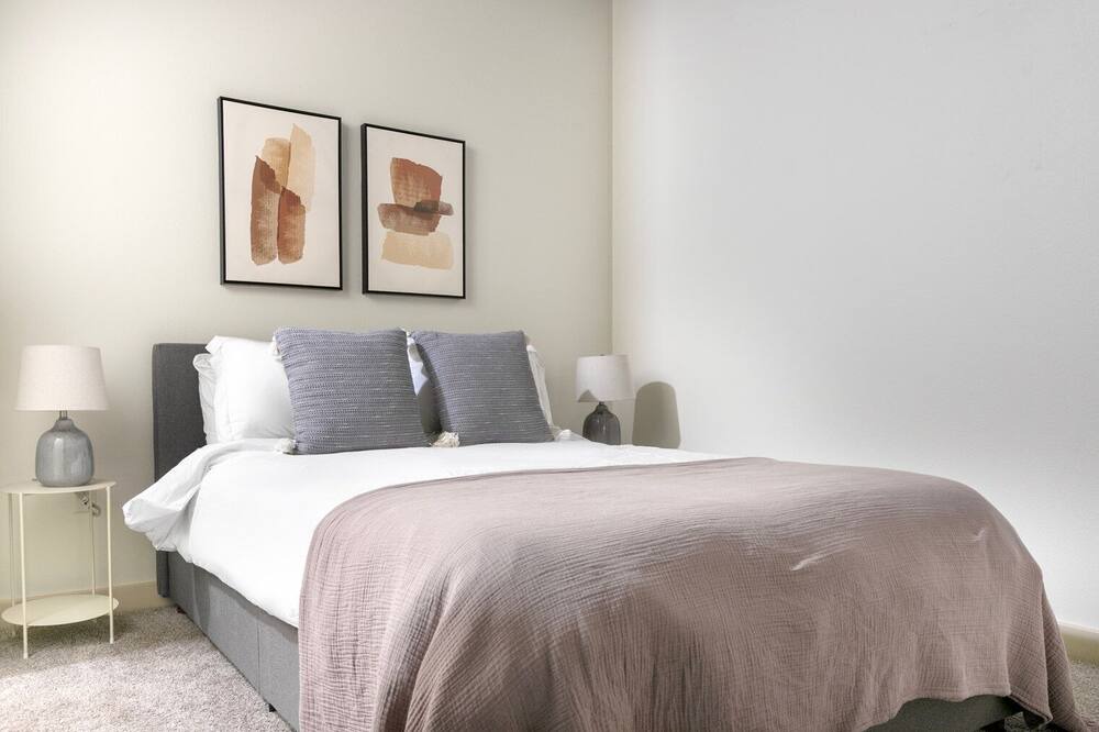 Photo of Bedroom in Ballpark