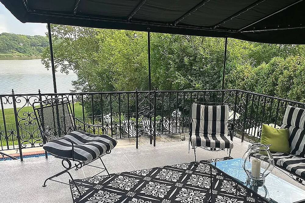 Photo of Outdoor in Toledo