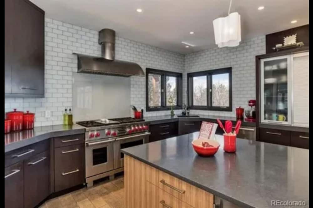 Photo of Kitchen in Northridge