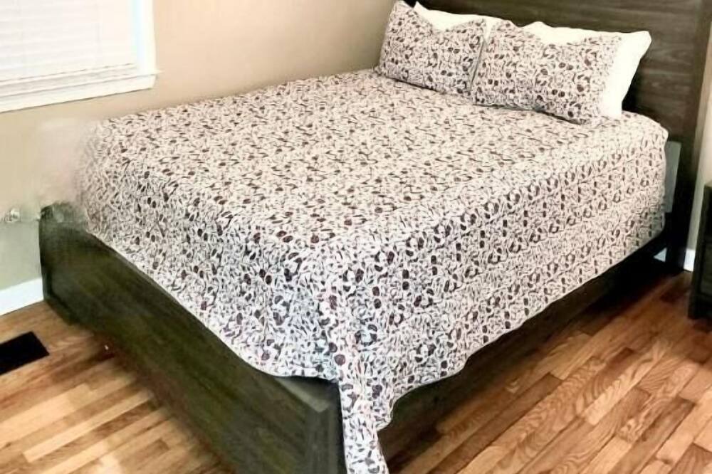 Photo of Bedroom in The Nations