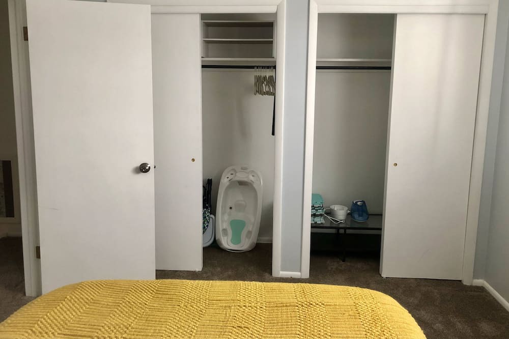 Photo of Bedroom in Arvada Plaza Area