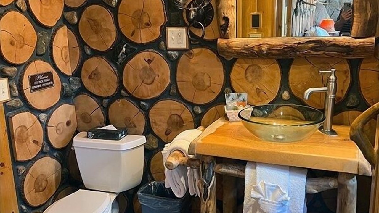 Photo of Bathroom in Allenspark