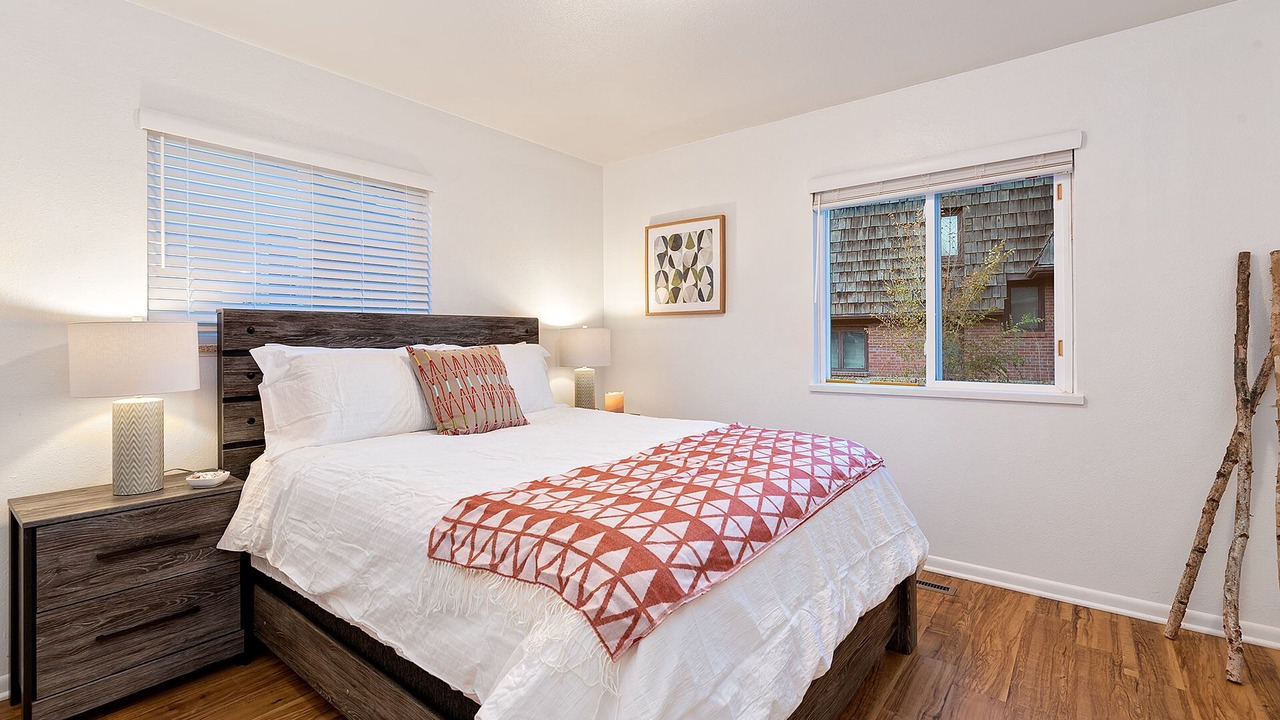 Photo of Bedroom in University Acres