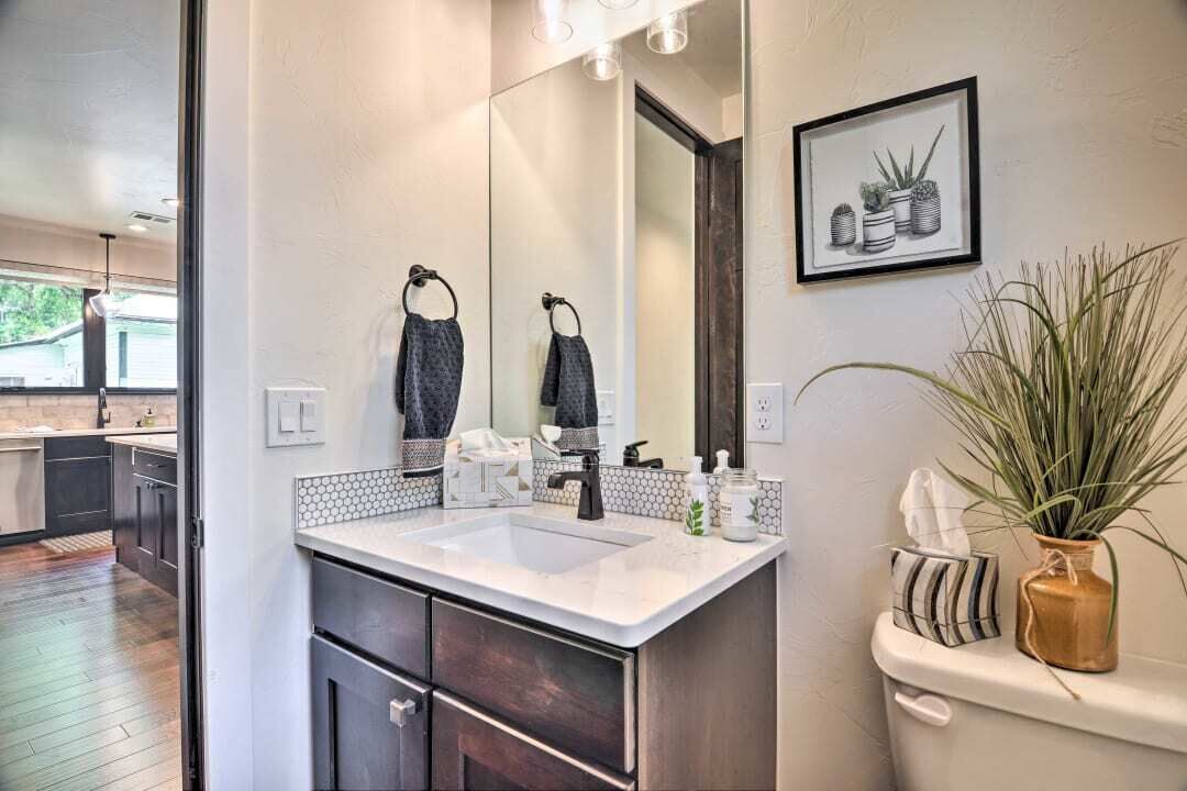 Photo of Bathroom in Martinez Park