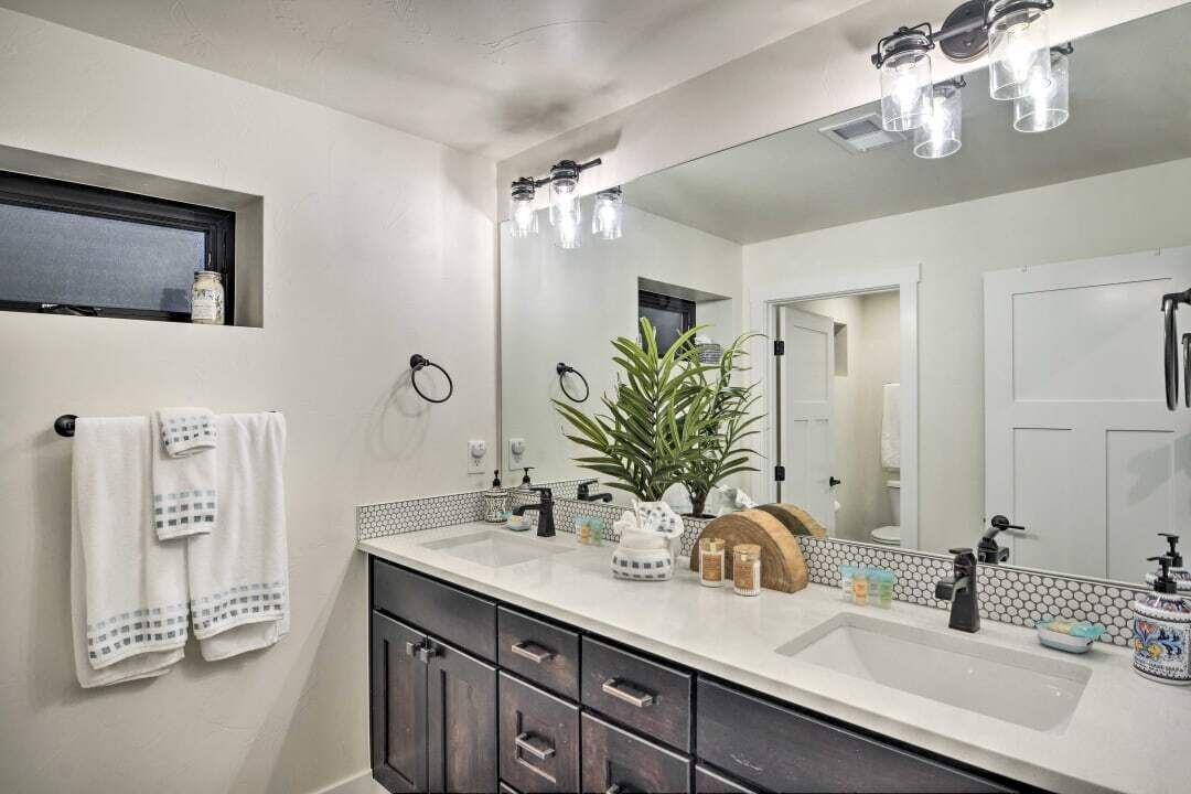 Photo of Bathroom in Martinez Park