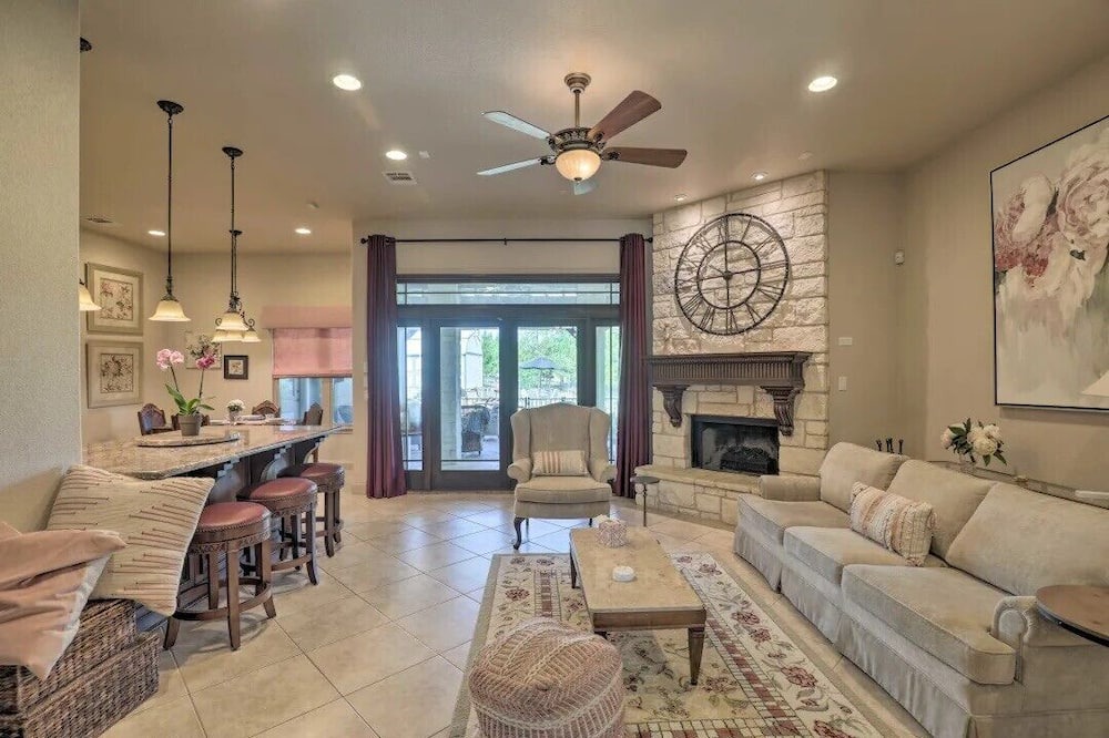 Photo of Bedroom in Bastrop