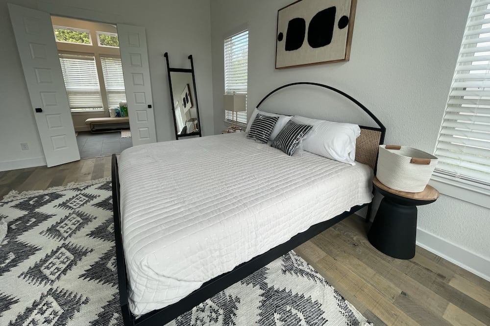 Photo of Bedroom in Jonestown