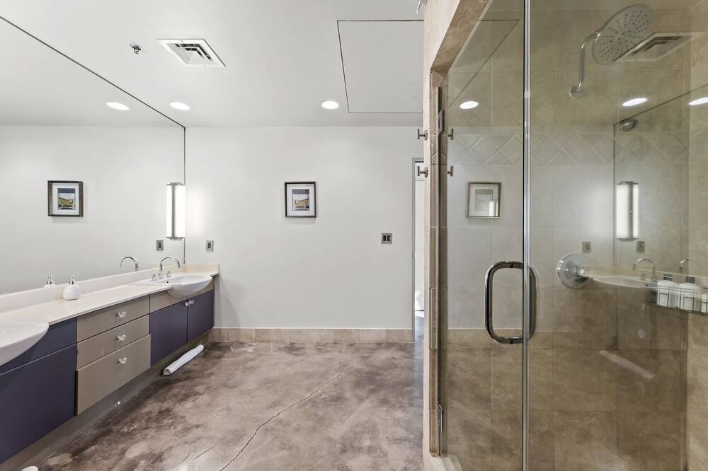 Photo of Bathroom in Downtown Austin