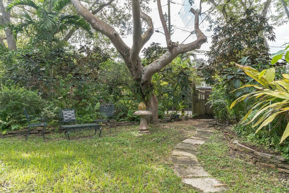 Photo of Outdoor in Riverside Park