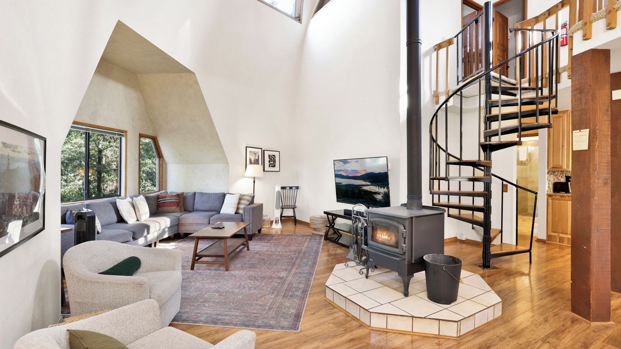 Photo of Livingroom in Moonridge
