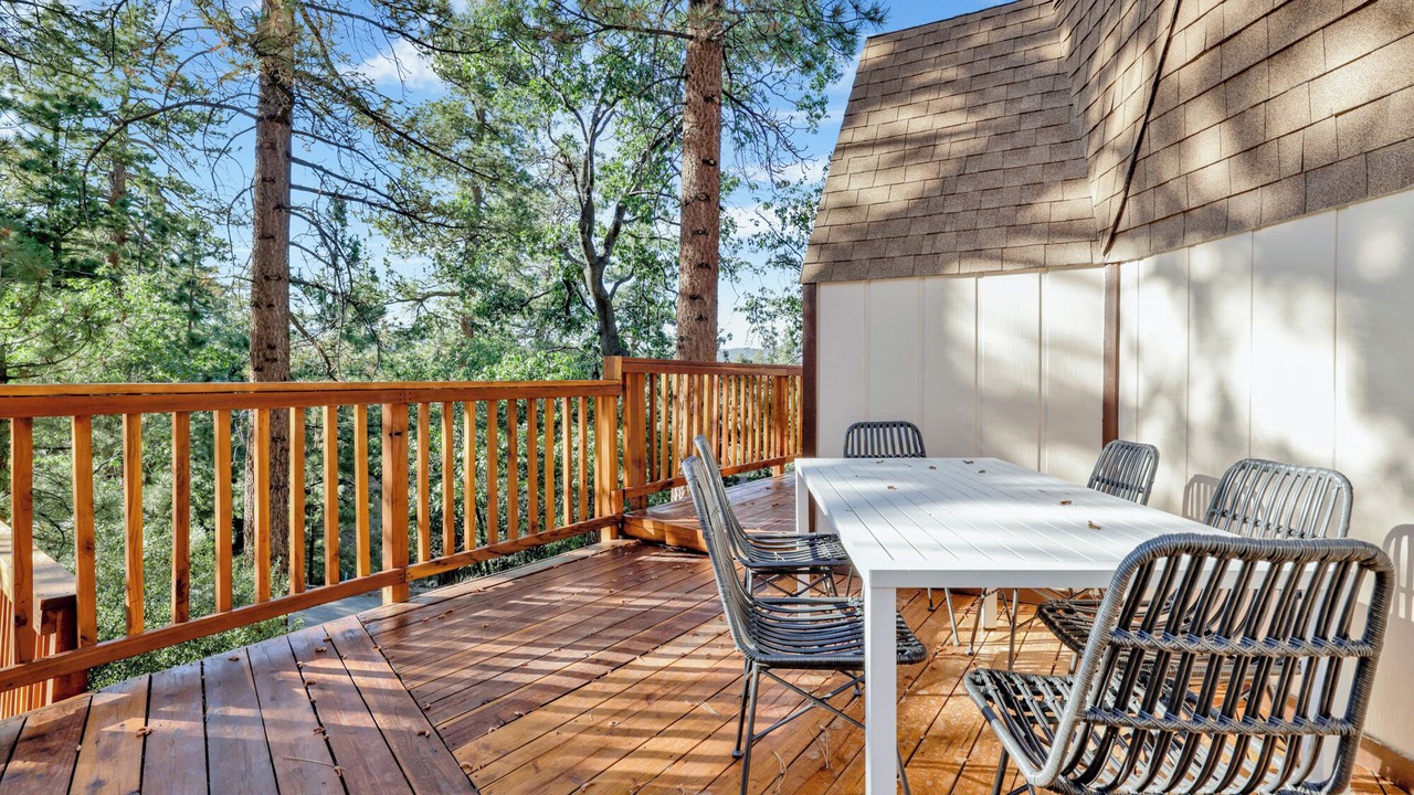 Photo of Outdoor in Moonridge
