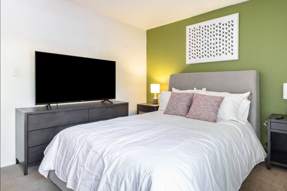Photo of Bedroom in Northeast Heights