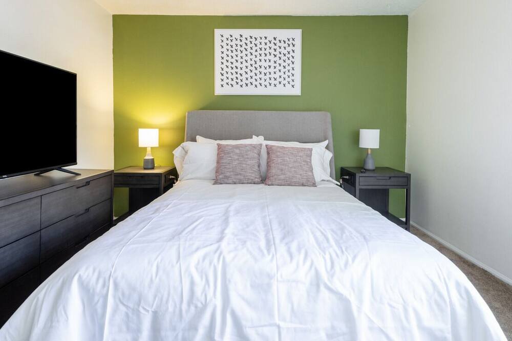 Photo of Bedroom in Northeast Heights