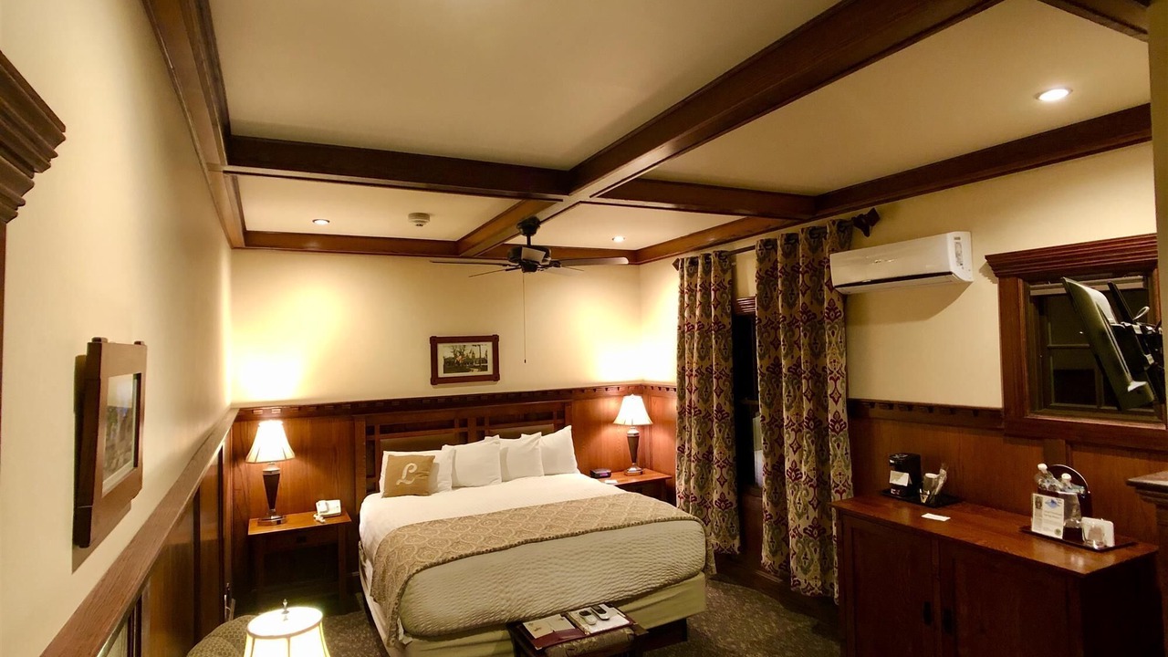 Photo of Bedroom in Cloudcroft