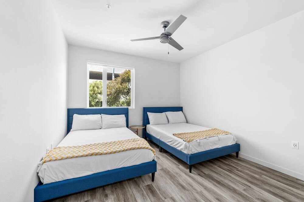 Photo of Bedroom in Silver Strand
