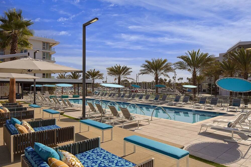 Photo of Outdoor in Silver Strand