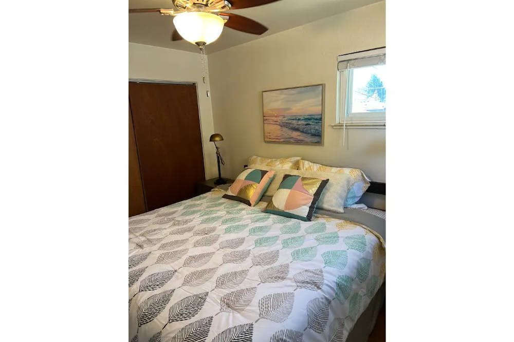 Photo of Bedroom in Northeast Park Hill