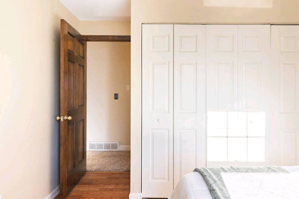 Photo of Bedroom in North Central Westminster