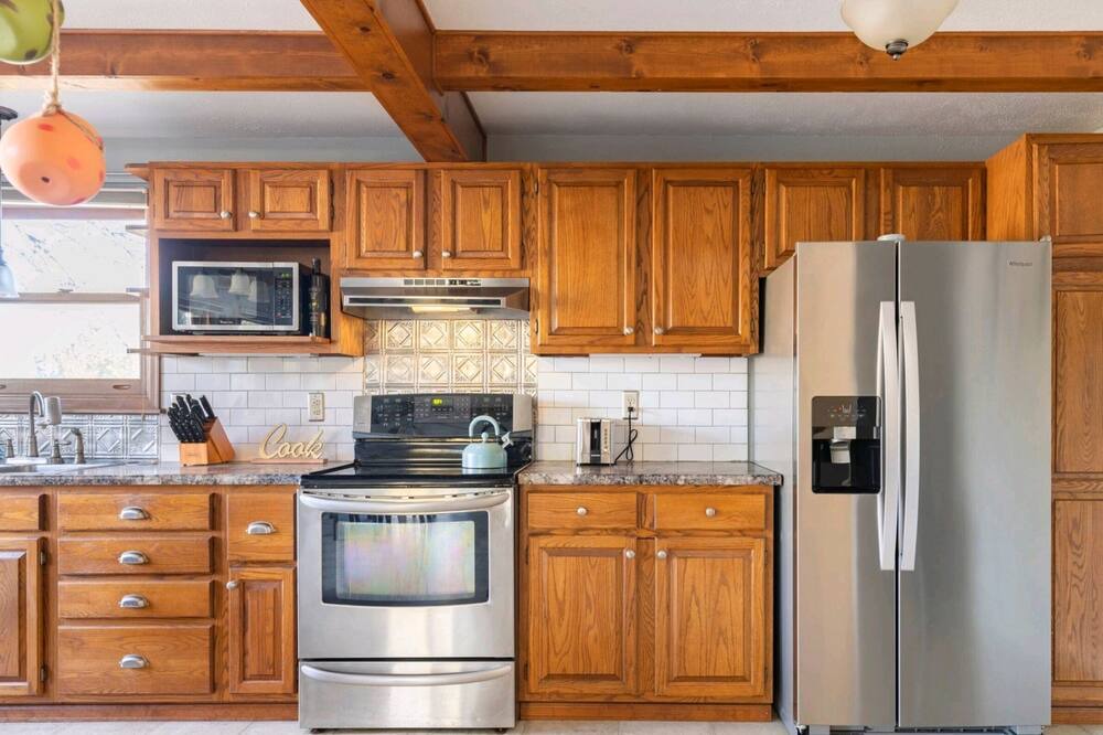 Photo of Kitchen in North Central Westminster