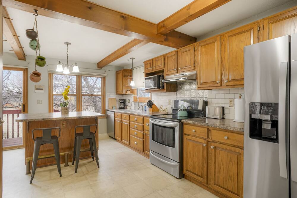 Photo of Kitchen in North Central Westminster