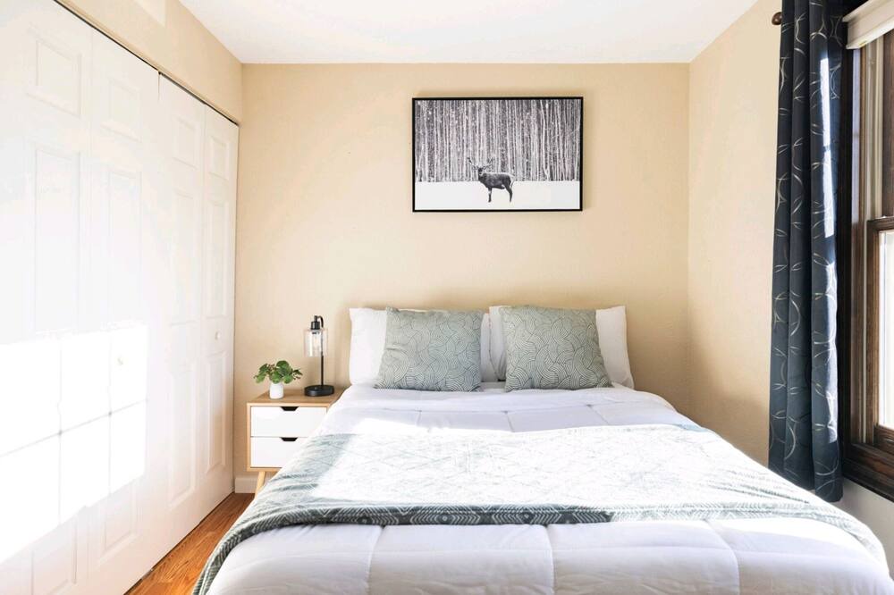 Photo of Bedroom in North Central Westminster